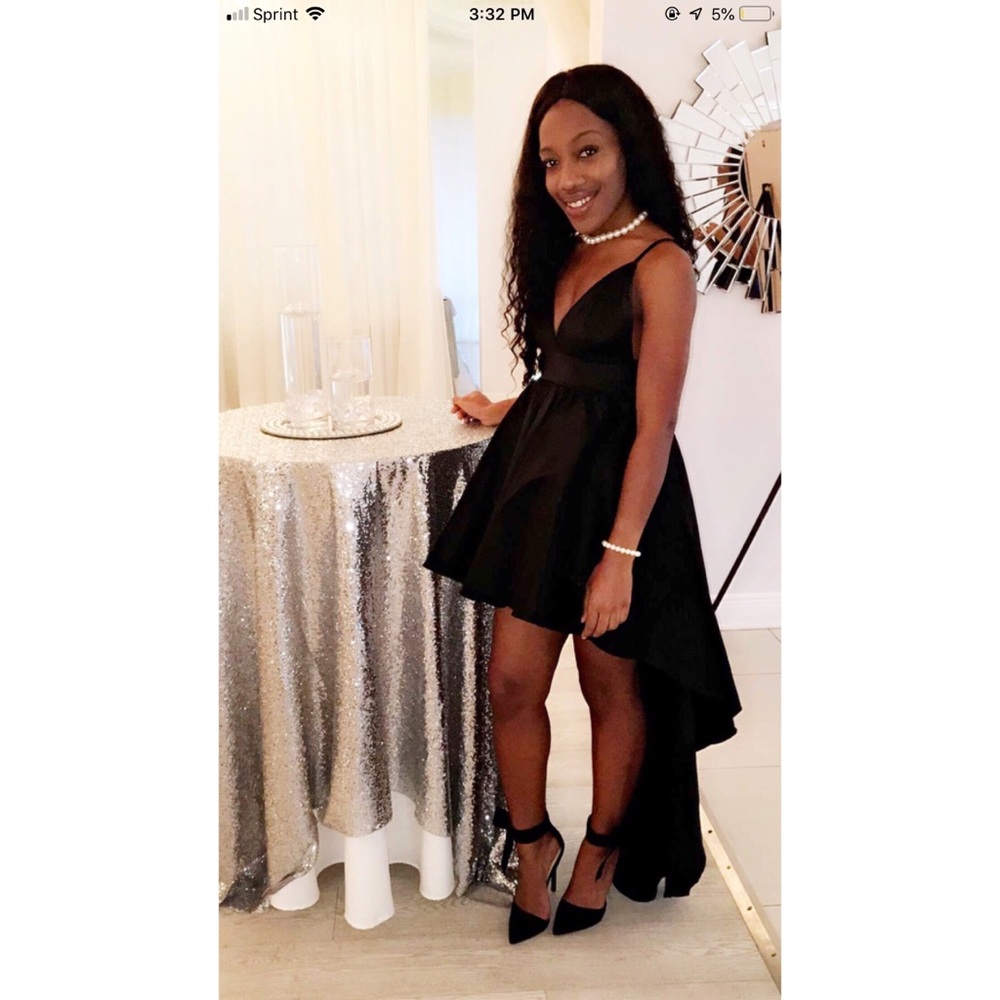 Women’s high-low dress